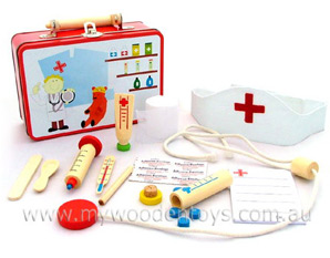 TD0213 Wooden Doctor Set